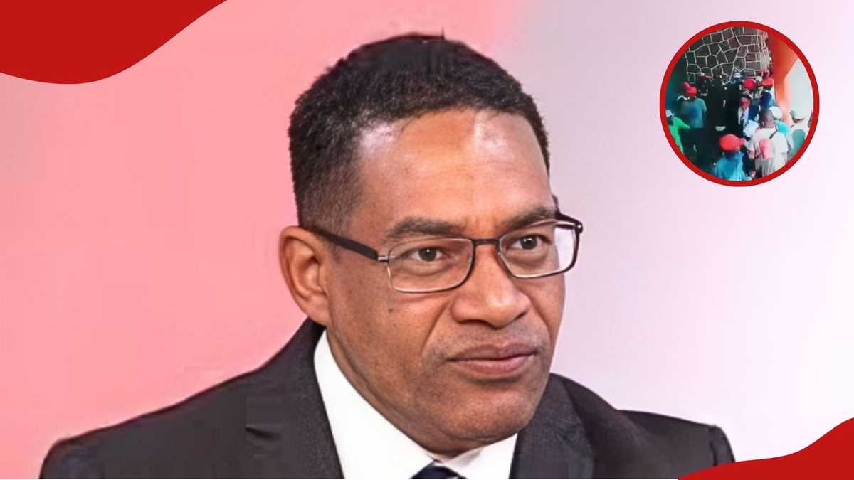 Vidéo : des hommes de main ont capturé un avocat voleur devant l'hôtel de ville alors que William Ruto s'adressait à l'assemblée du comté