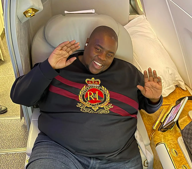 Chivayo récompense les Dynamos avec un bus, malgré une perte de 50 000 $ US au profit de CAPS United