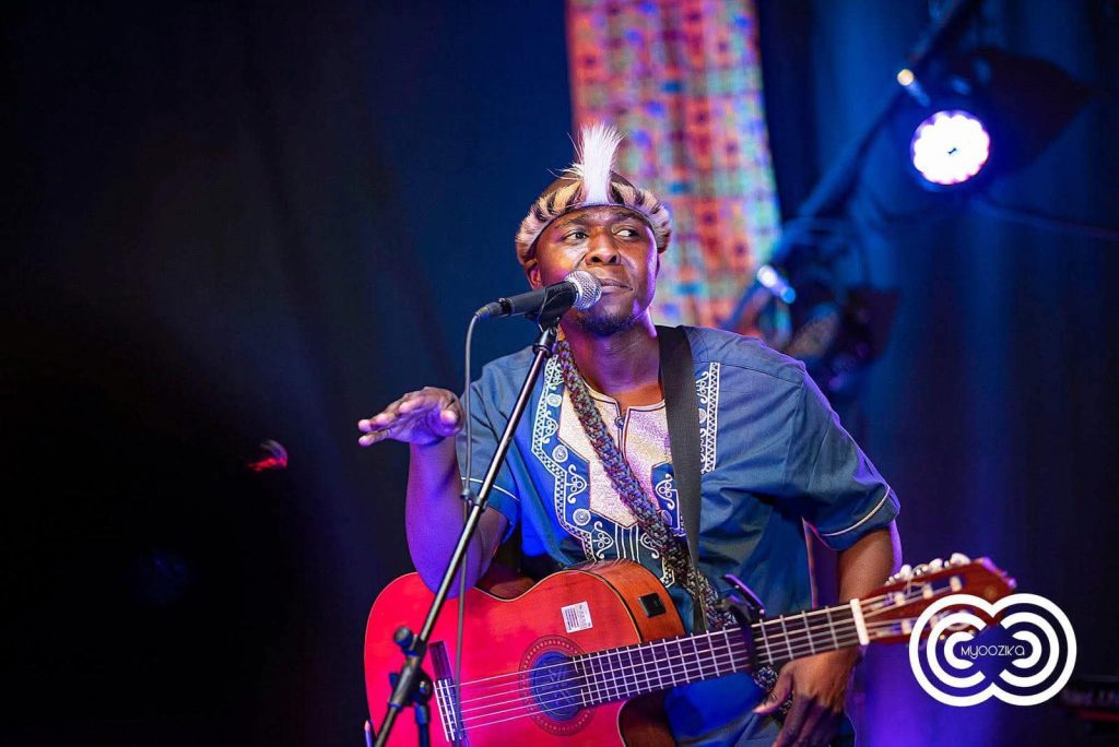 Mwenje Mathole annule le lancement de l'album Joburg en raison d'attaques xénophobes