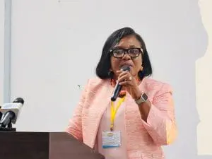 Dr Elizabeth Ier Quansah