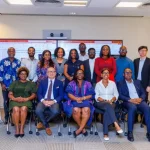 Des responsables de l'Ifc et d'autres parties prenantes présents à la série Ifc sur la gouvernance familiale - Atelier lors d'une photo de groupe lors de l'événement