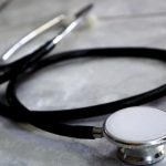 L'OHSC met en garde les établissements de santé contre les faux inspecteurs exigeant de l'argent liquide