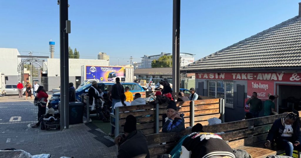 La crise de l'immigration est provoquée par des échecs de gouvernance sur tout le continent, selon le Forum pour l'Afrique du Sud