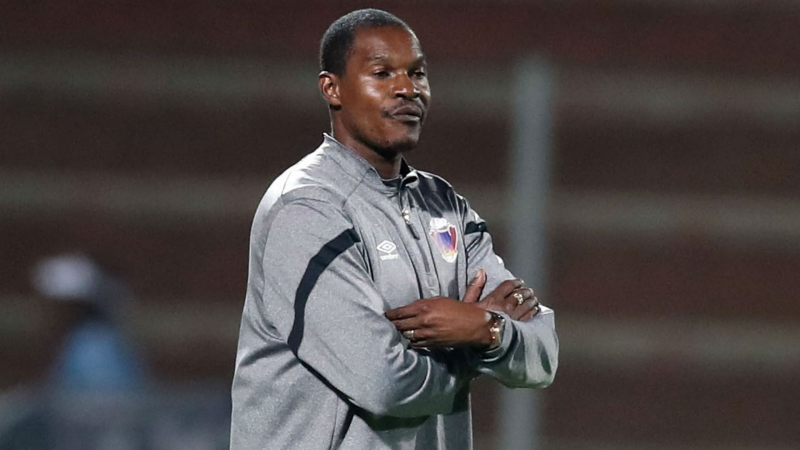 Mapeza prudent alors que le Scottland FC se hisse en tête du classement de la Premier Soccer League