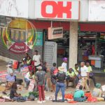 Photo d'OK Zimbabwe : Que se passe-t-il lorsque la chaussée devient le marché ?