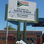 Plus de 1 500 Zimbabwéens rapatriés via Beitbridge en 12 jours, rapporte l'Autorité sud-africaine de gestion des frontières