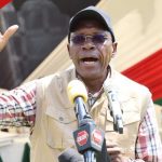 Boni Khalwale fond en larmes lors de la participation du public au projet d'exploitation aurifère de Kakamega