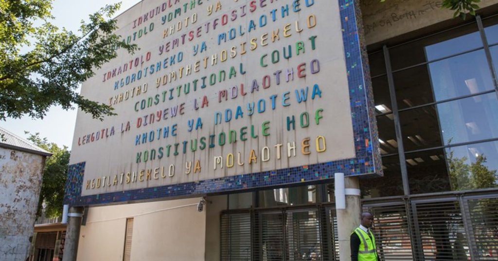 ConCourt confirme la décision de la Haute Cour invalidant certaines parties de la loi sur les réfugiés