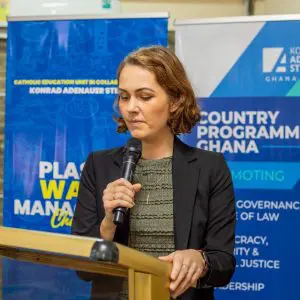 Représentant Pays De Konrad Adenauer Stiftung Kas Ghana Anna Lena Sabroso Wasserfall Représentant Pays De Konrad Adenauer Stiftung Kas Ghana Anna Lena Sabroso Wasserfall