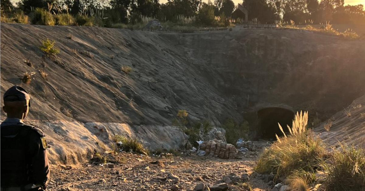 La police s'inquiète de l'ampleur de l'exploitation minière illégale dans le Gauteng après la mort de deux soldats