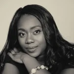 Lauren Akosia