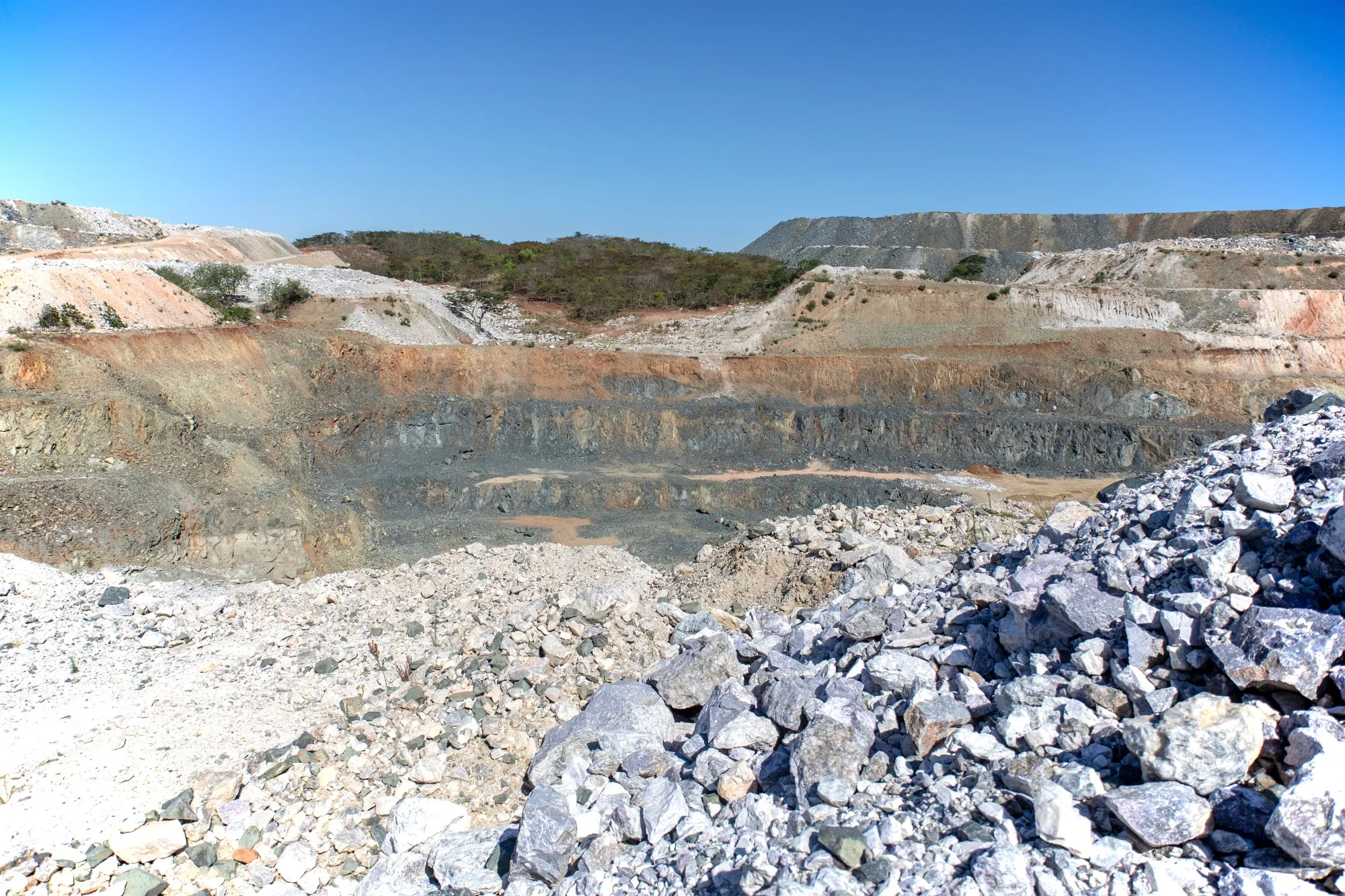 Le minerai le plus critique du Zimbabwe pourrait être au centre de l'attention alors que les États-Unis engagent 300 millions de dollars pour se détacher de la Chine