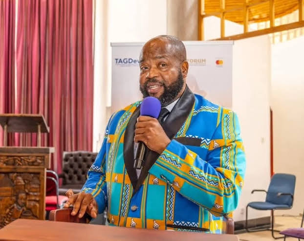 Le ministre accusé de s'ingérer dans la succession de la chefferie Makumbe alors que le différend atteint le bureau de Mnangagwa