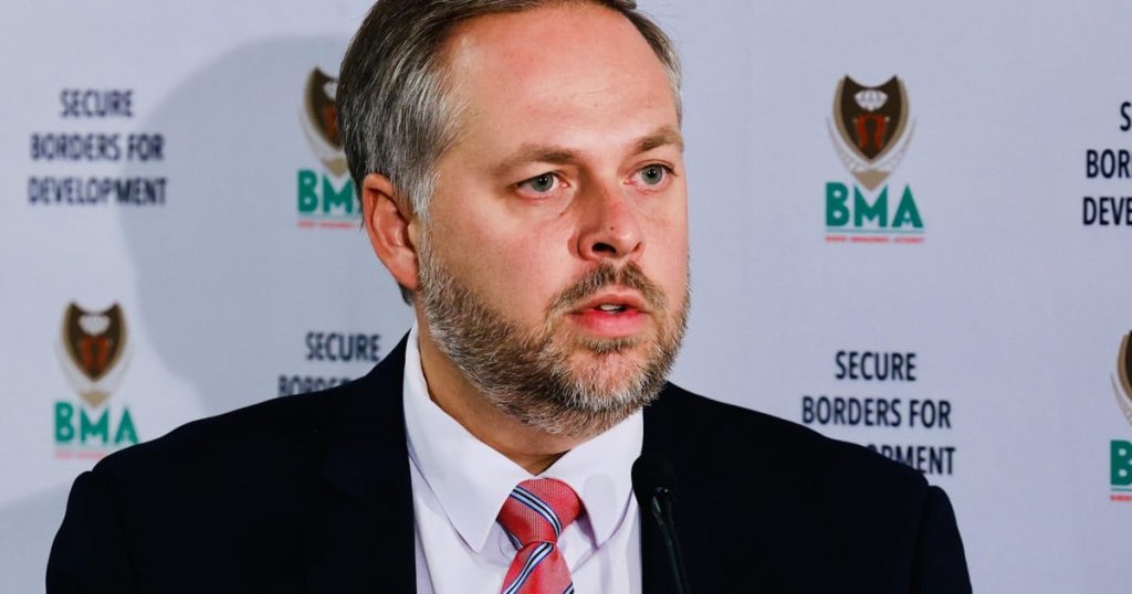Le ministre de l'Intérieur s'attend à une augmentation des expulsions depuis l'Afrique du Sud