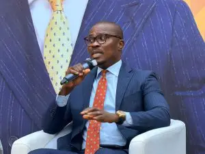 Richard Acheampong, directeur de l'intérieur de Mtn Ghana Richard Acheampong, directeur de l'intérieur de Mtn Ghana