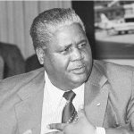 Mnangagwa rend hommage à Nkomo, l'opposition affirme qu'il aurait contredit le programme de prolongation du mandat