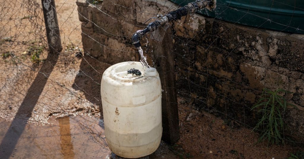 Ramaphosa lance un programme pour accélérer l'accès à l'eau à Hammanskraal
