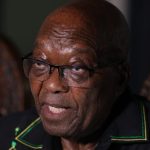 Zuma montre le « majeur » à l'Afrique du Sud en rencontrant le frère de Gupta – ministre