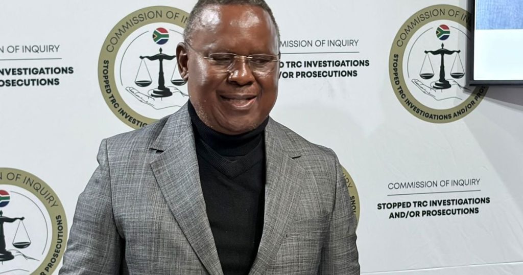 L'ANC présélectionne le révérend Frank Chikane pour la course à la mairie de Joburg