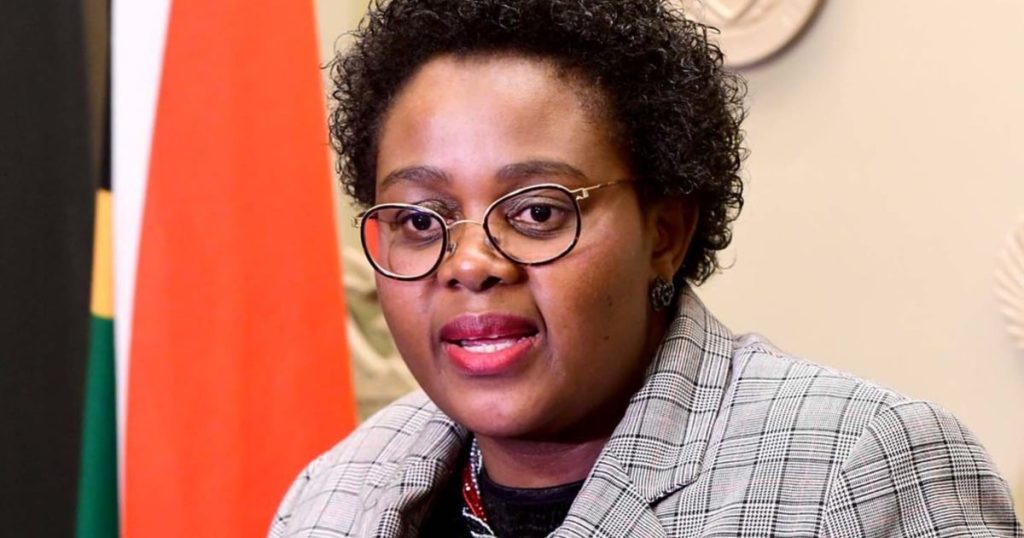 La ministre de la Justice affirme qu'un lanceur d'alerte l'a alertée d'un complot visant à tuer un haut fonctionnaire