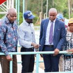 Le CS Eric Mugaa détruit le projet d'eau de Gladys Wanga en sa présence : « C'est mort »