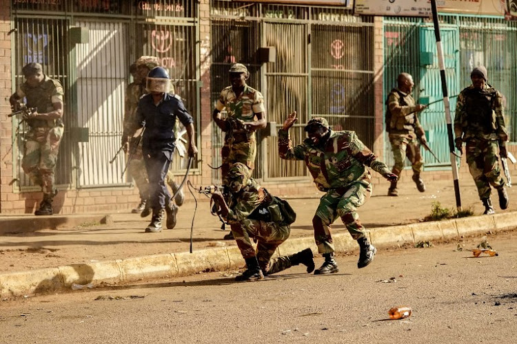 Muchinguri accuse le Trésor d'être responsable du retard d'indemnisation de 25 000 $ US dans l'affaire de la fusillade du 1er août