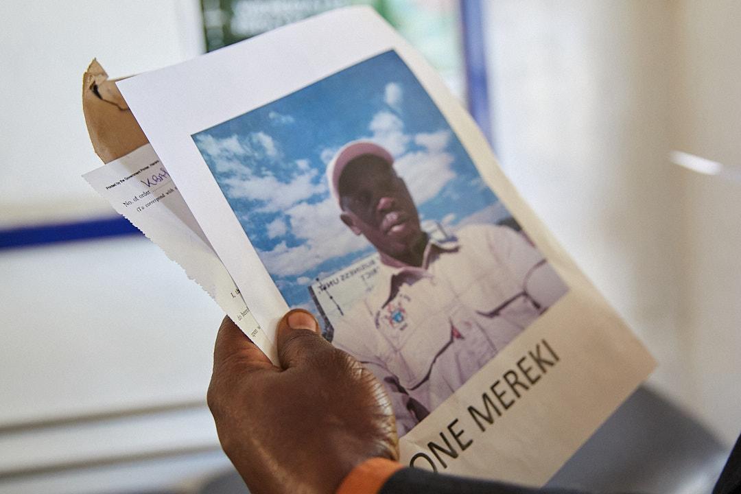 Quand la mort a appelé : un frère jumeau raconte les derniers instants de son frère à bord du malheureux bateau Kariba