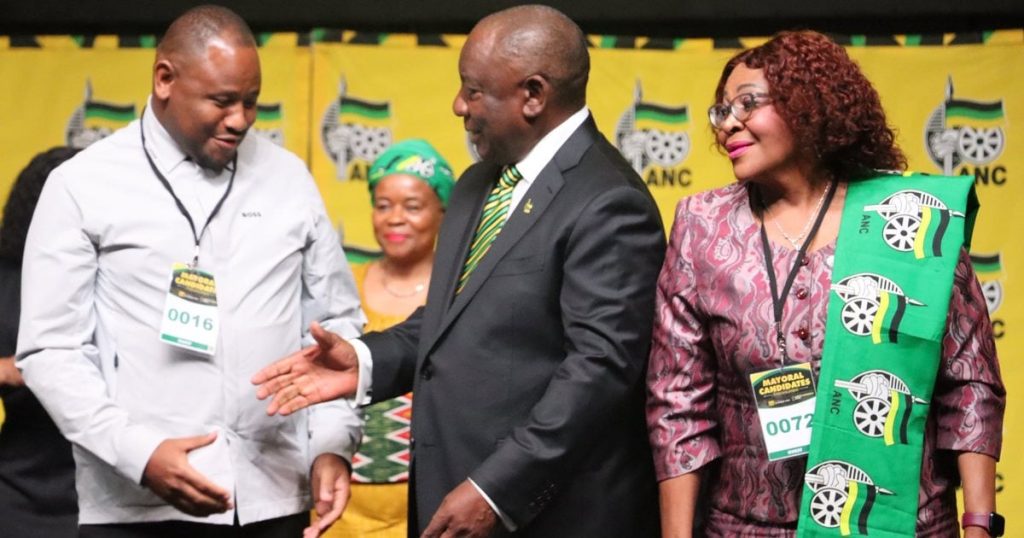 Ramaphosa s'engage à intervenir alors que l'ANC fait face aux défaillances de gouvernance dans les municipalités