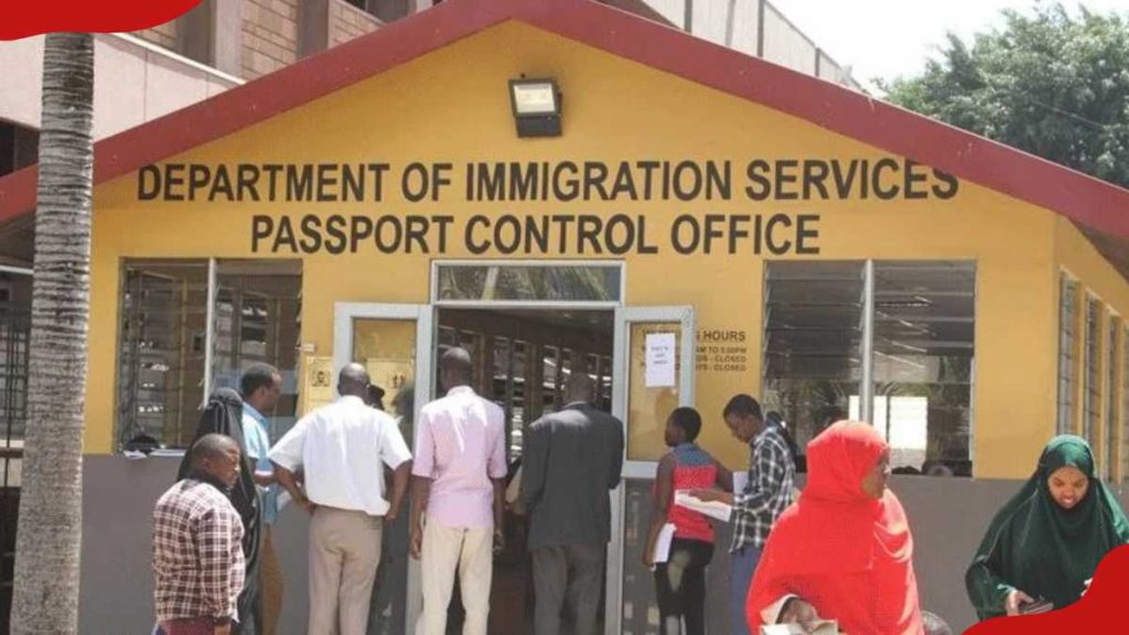 Un agent des passeports du ministère de l'Immigration arrêté pour avoir sollicité des pots-de-vin auprès de candidats