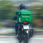 Un livreur du Cap dit qu'il est possible de gagner 5 000 rands par semaine, mais le travail est difficile