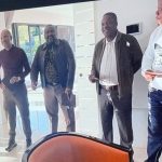 Des photos des membres présumés du syndicat des « Big Five » révélées alors que l'ancien chef des faucons conclut les preuves
