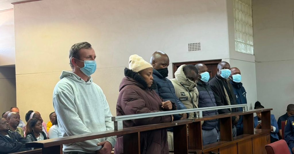 Huit personnes liées au stratagème de vol de la municipalité d'Emfuleni doivent comparaître devant le tribunal