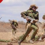 Kipchumba Murkomen préside le défilé de 705 réservistes de la police