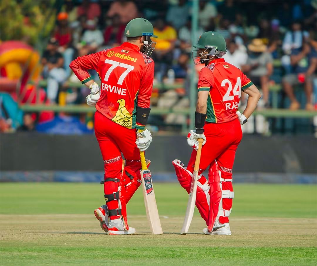 L'Australie bat le Zimbabwe et prend la tête de l'ODI