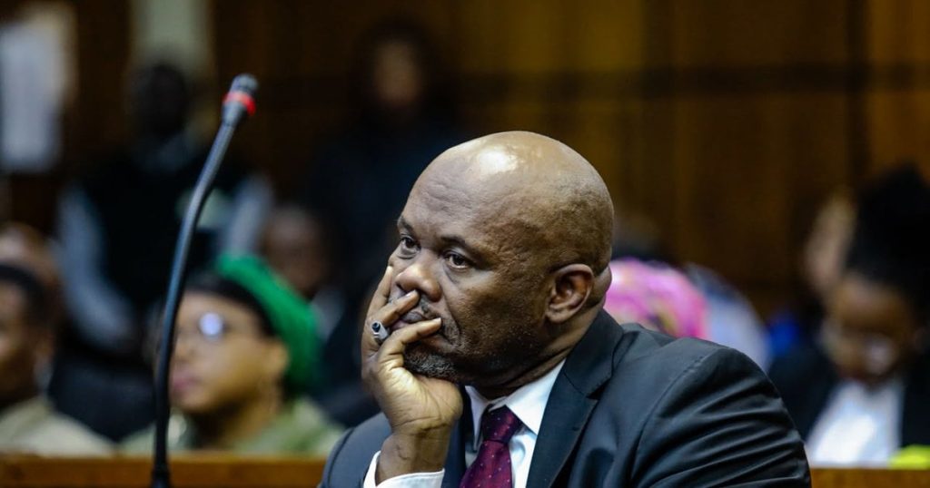 Shadrack Sibiya admet avoir eu une relation sexuelle avec un adolescent et nie les allégations de viol