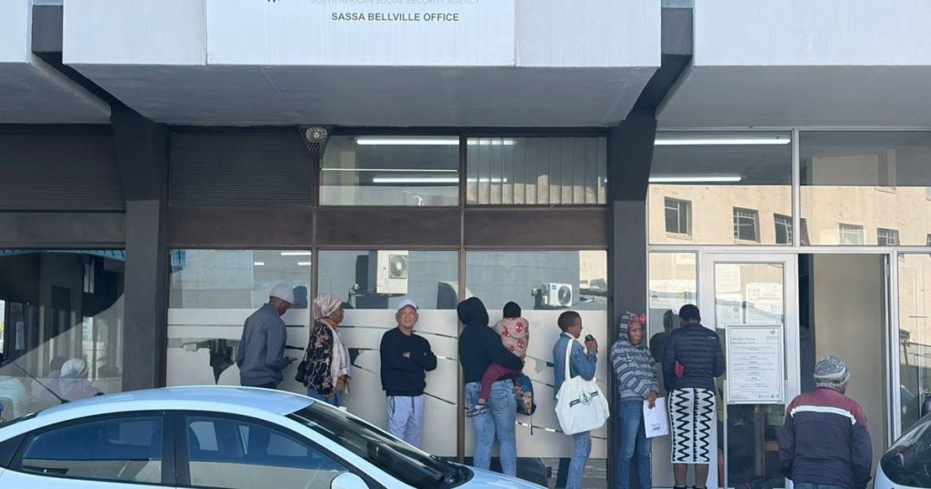 Vous n'avez toujours pas votre carte Postbank Black SASSA ? Voici ce que vous devez faire