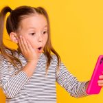 Avertissement WhatsApp aux parents sud-africains après que des enfants de 9 ans ont été exposés à de la pornographie