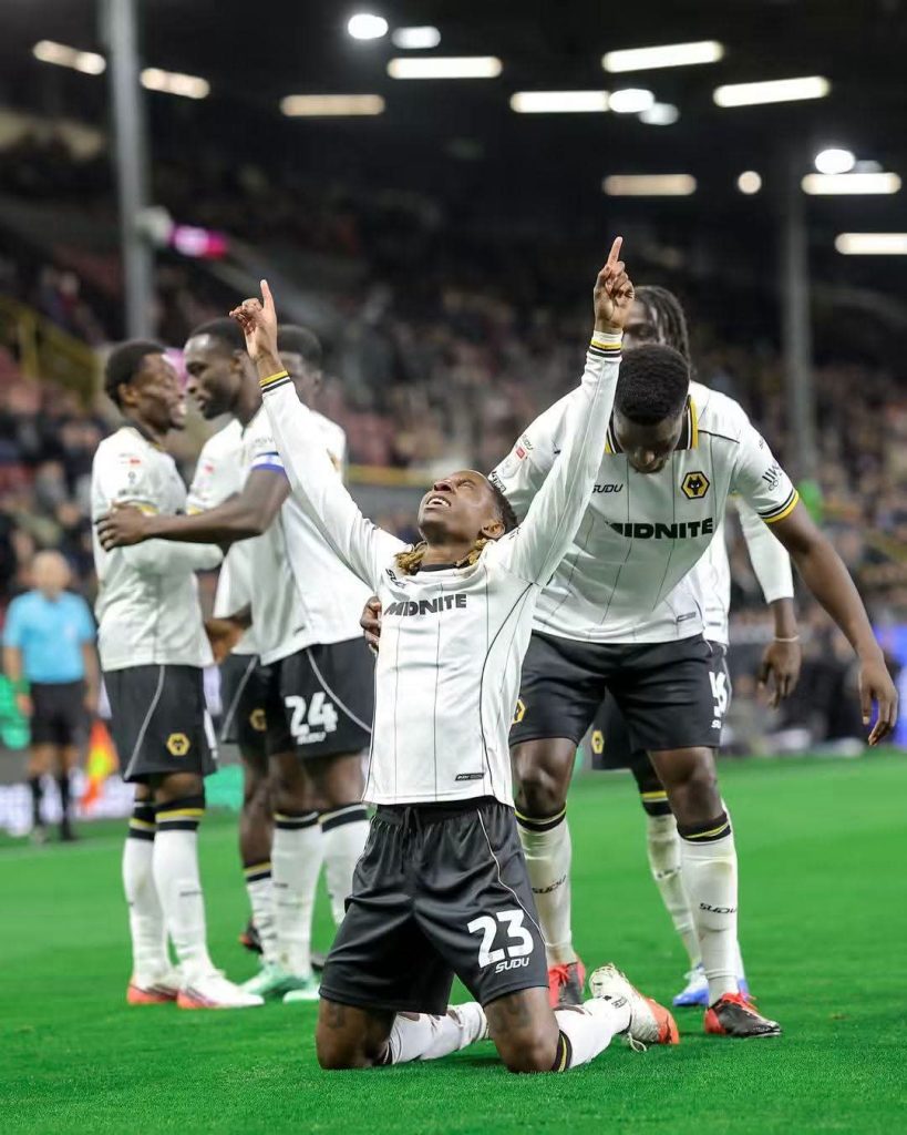 Chirewa marque le premier but des Wolves lors de la victoire 2-1 contre Burnley