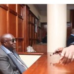 Davis Chelogoi : l'ancien commissaire provincial de Nairobi reconnu coupable de fraude foncière d'un montant de 1,3 milliard de shillings shillings