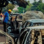 La violence publique en dehors de ConCourt est un acte contre l'État, déclare Bandile Masuku