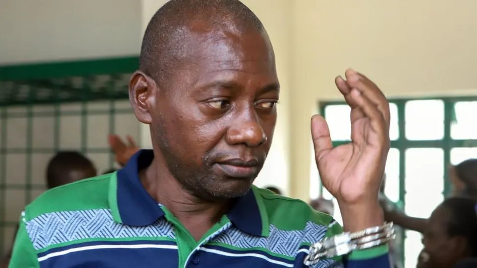 Le chef d'une secte kenyane qui a dit aux parents d'affamer leurs enfants est coupable de 191 meurtres