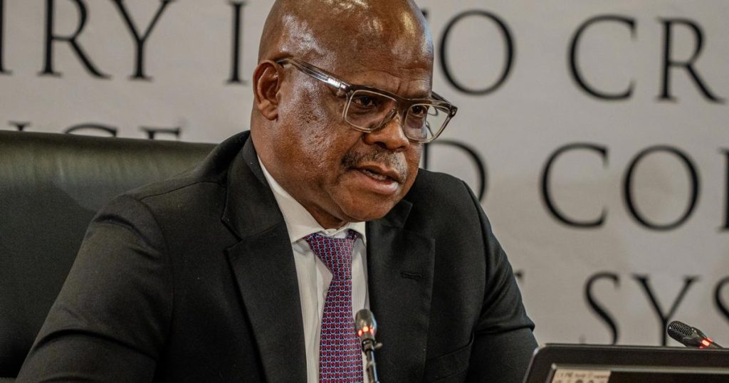 Le patron des taxis, Joe Sibanyoni, interrogé sur le paiement des frais juridiques d'un tueur à gages condamné