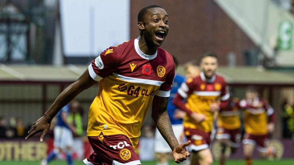 Maswanhise sur la cible pour Motherwell, alors que Trey Nyoni impressionne pour Liverpool