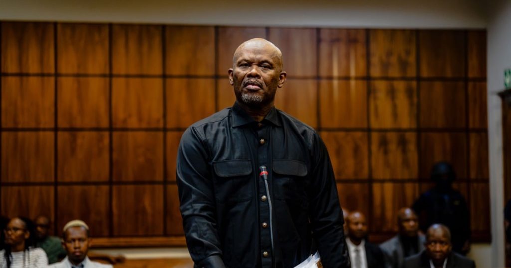 Shadrack Sibiya, ancien flic en difficulté, s'est vu refuser la libération sous caution