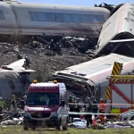 Un accident de train à grande vitesse tue au moins 68 personnes en Espagne